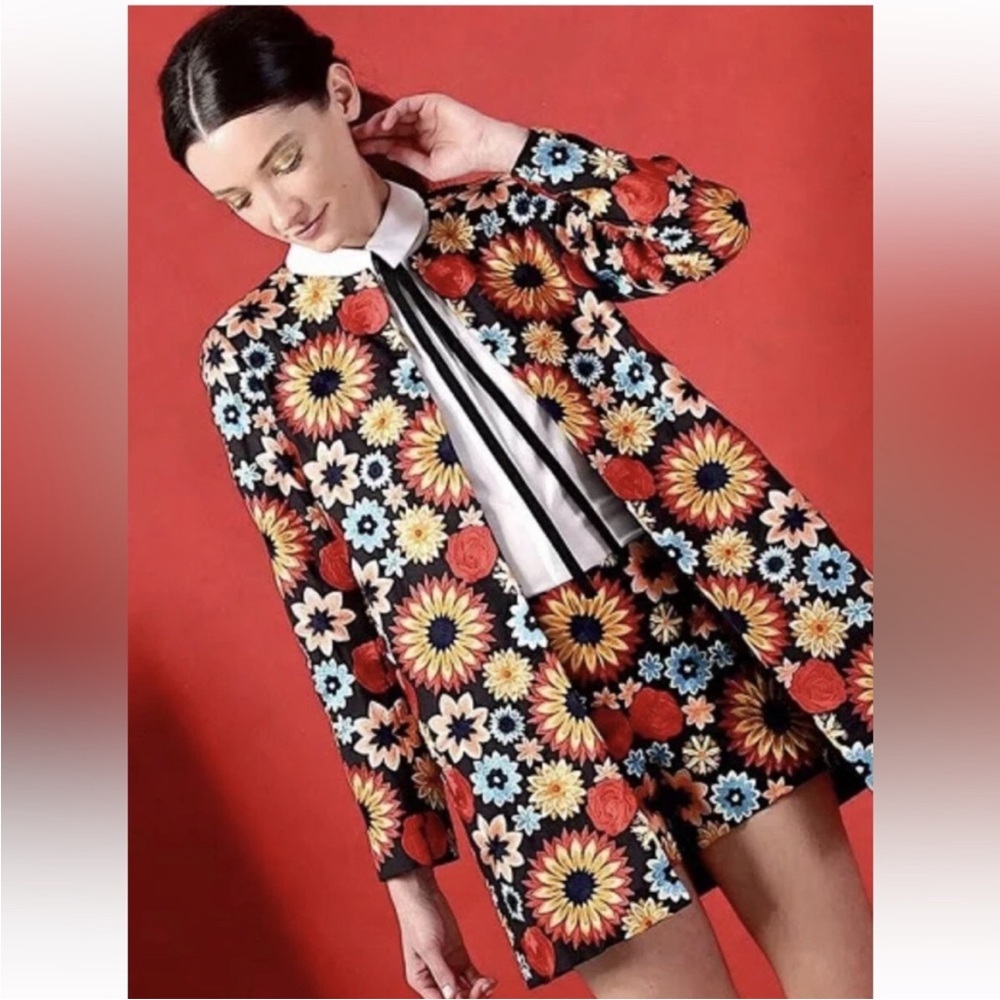 Alice + Olivia Rory Embroidered Long Jacket and Sherri Floral Embroidered Shorts - Picture 1 of 13